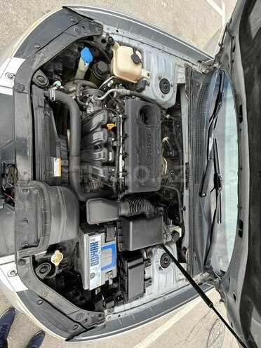 Hyundai Sonata-9