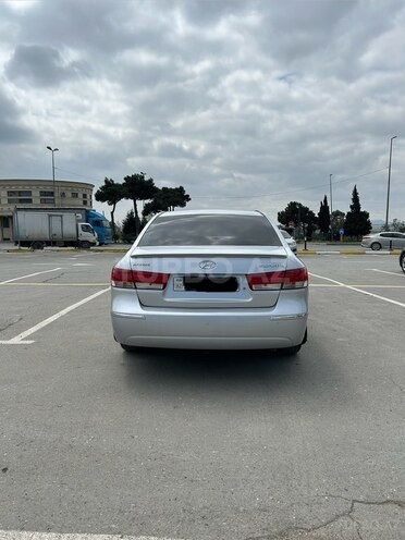 Hyundai Sonata-2