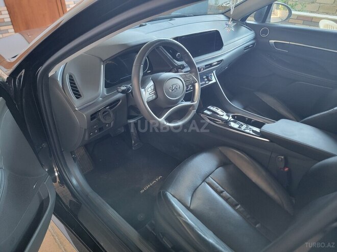 Hyundai Sonata-13