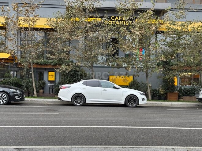 Kia K5-3