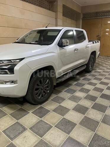 Mitsubishi L200-4