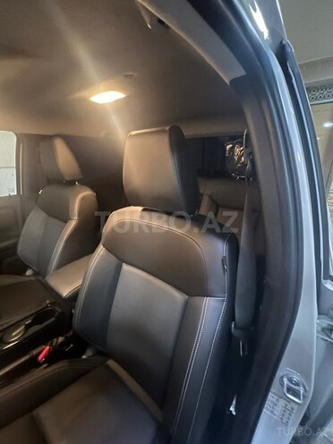 Mitsubishi L200-7