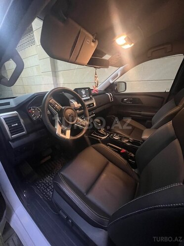 Mitsubishi L200-9