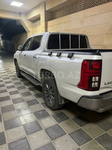 Mitsubishi L200-5