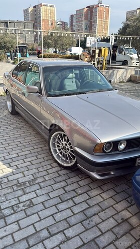 BMW 530-18