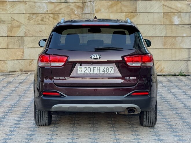 Kia Sorento-8