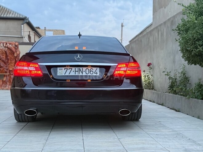 Mercedes E 250-4