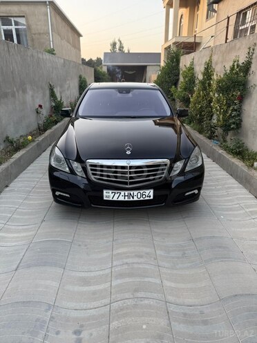 Mercedes E 250-3