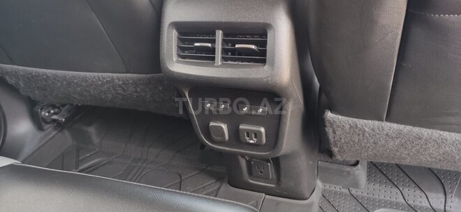 Chevrolet Equinox-5