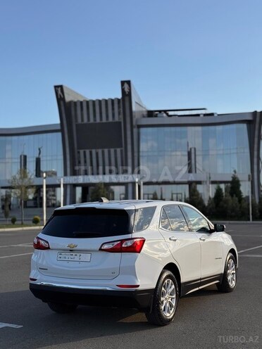 Chevrolet Equinox-4