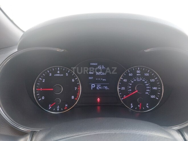 Kia Forte-11