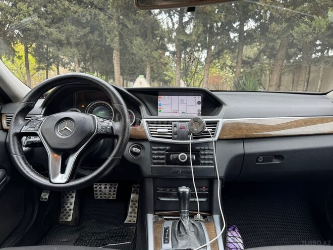 Mercedes E 220-6