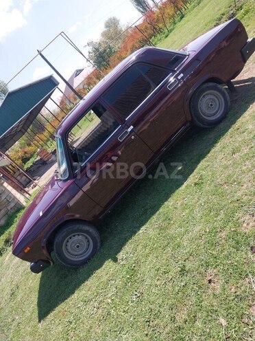 LADA (VAZ) 2107-4