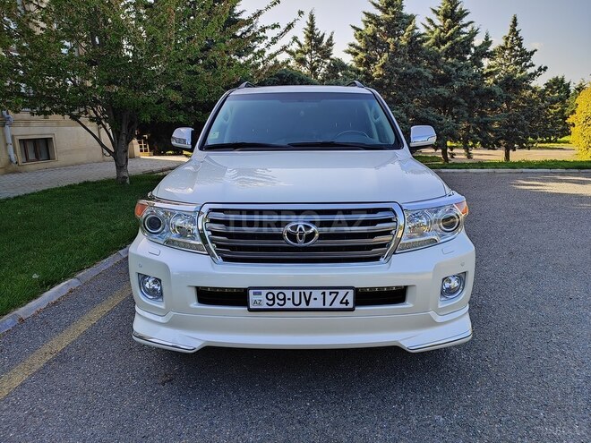 Toyota Land Cruiser-4