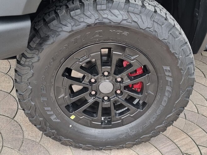 JMC Grand Avenue Pro-33