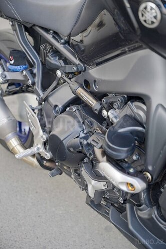 Yamaha MT-09-14