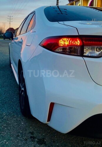 Toyota Corolla-8