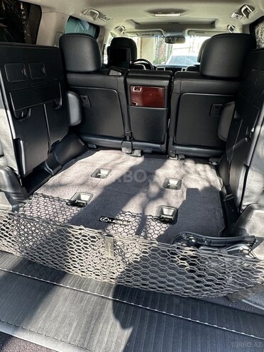 Lexus LX 570-16