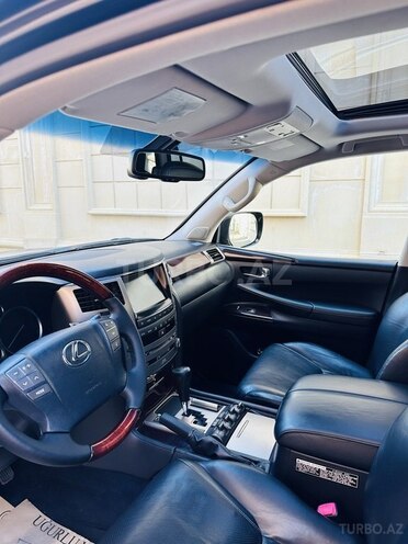 Lexus LX 570-10