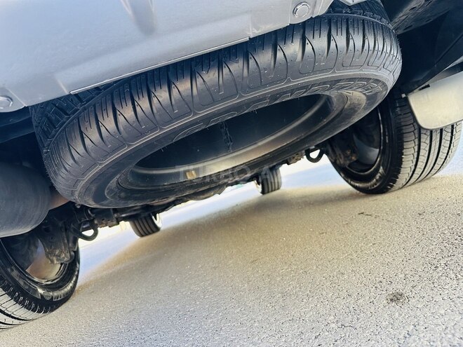 Lexus LX 570-16