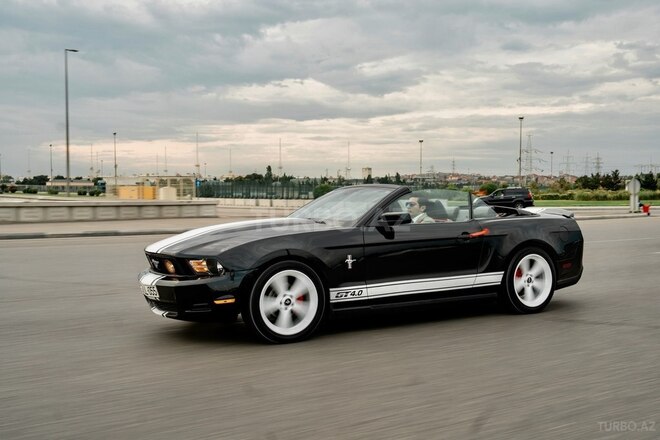 Ford Mustang-18