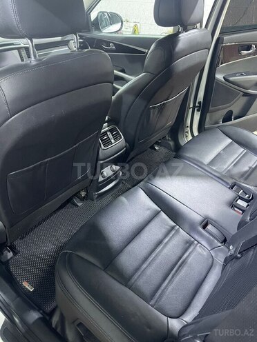 Kia Sorento-7
