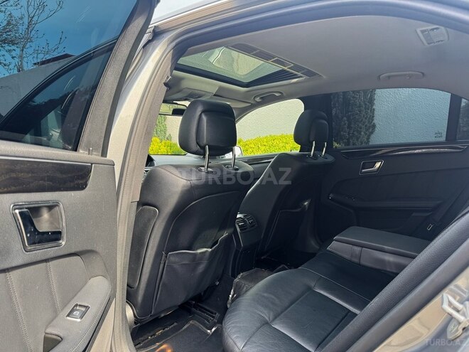 Mercedes E 250-14