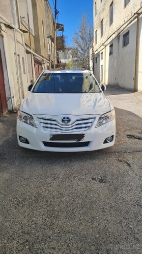 Toyota Camry-11
