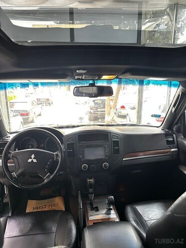 Mitsubishi Pajero 2007, 257,581 km - 3.0 l - Sumqayıt