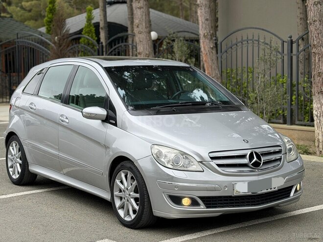 Mercedes B 200-2