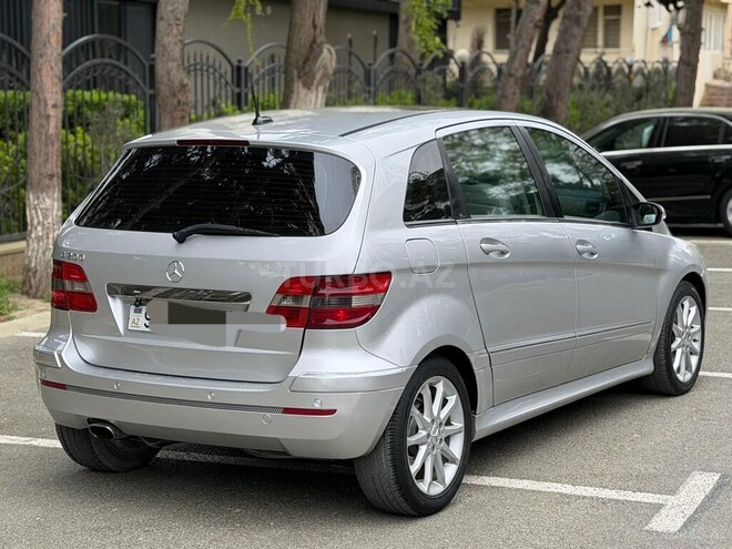 Mercedes B 200-9