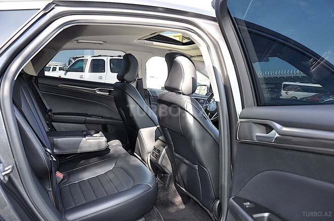 Ford Fusion (North America)-17
