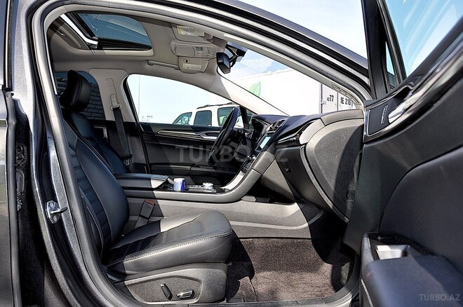 Ford Fusion (North America)-19