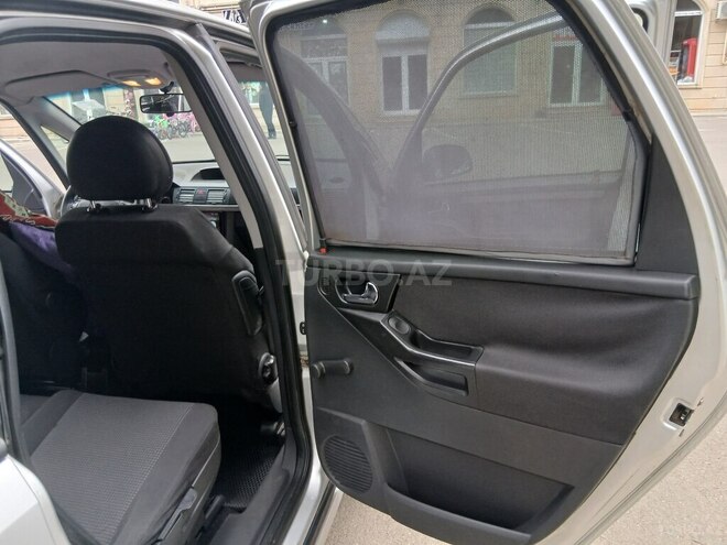 Opel Meriva-10