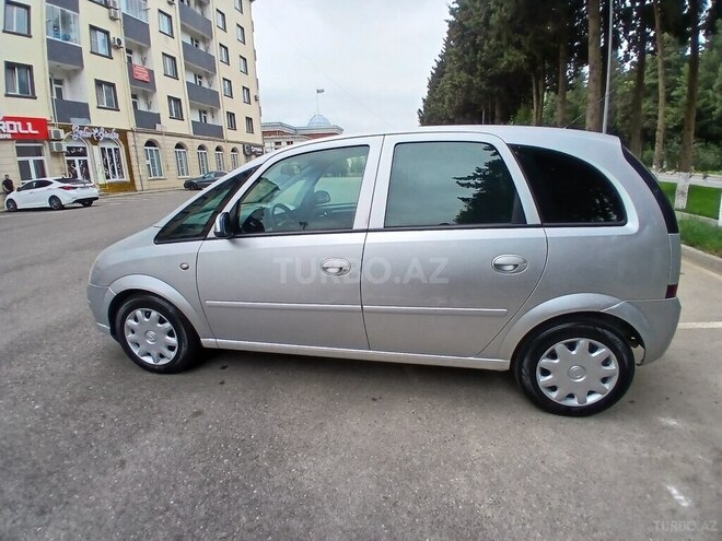 Opel Meriva-17