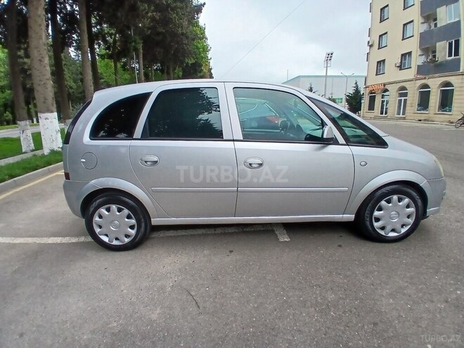Opel Meriva-18