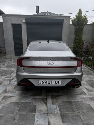 Hyundai Sonata-10