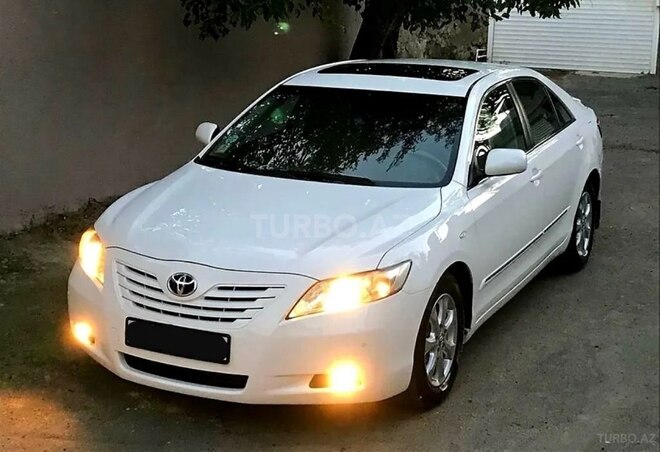 Toyota Camry-1
