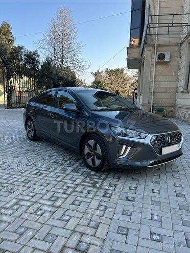 Hyundai IONIQ-3