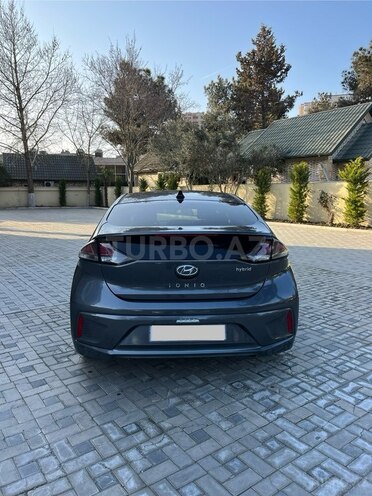 Hyundai IONIQ-6