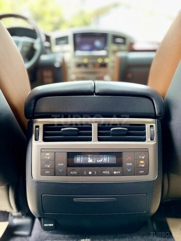 Lexus LX 570-17