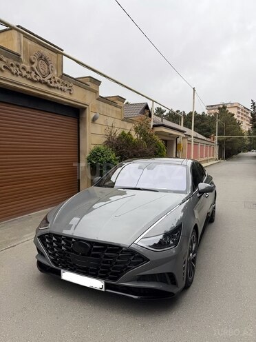 Hyundai Sonata-1