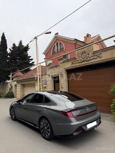 Hyundai Sonata-5