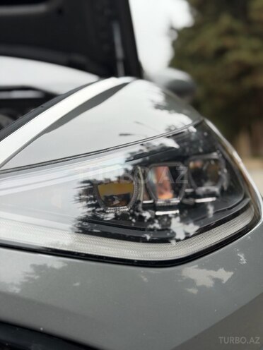 Hyundai Sonata-12