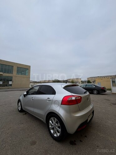 Kia Pride-4