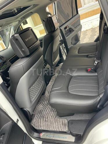 Toyota Land Cruiser-18