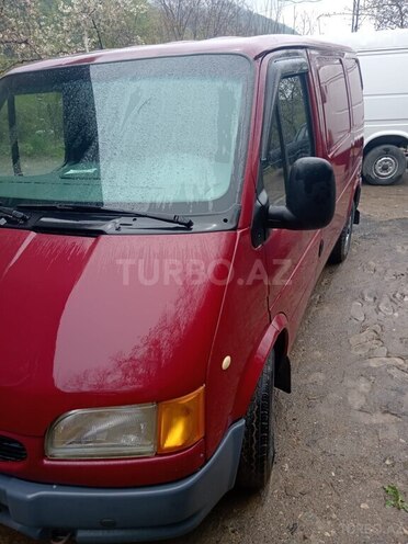Ford Transit-5