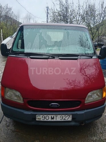 Ford Transit-1