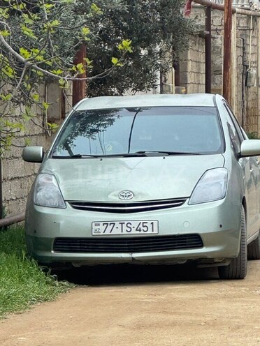 Toyota Prius-1