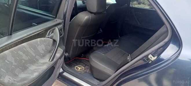 Mercedes E 200-7